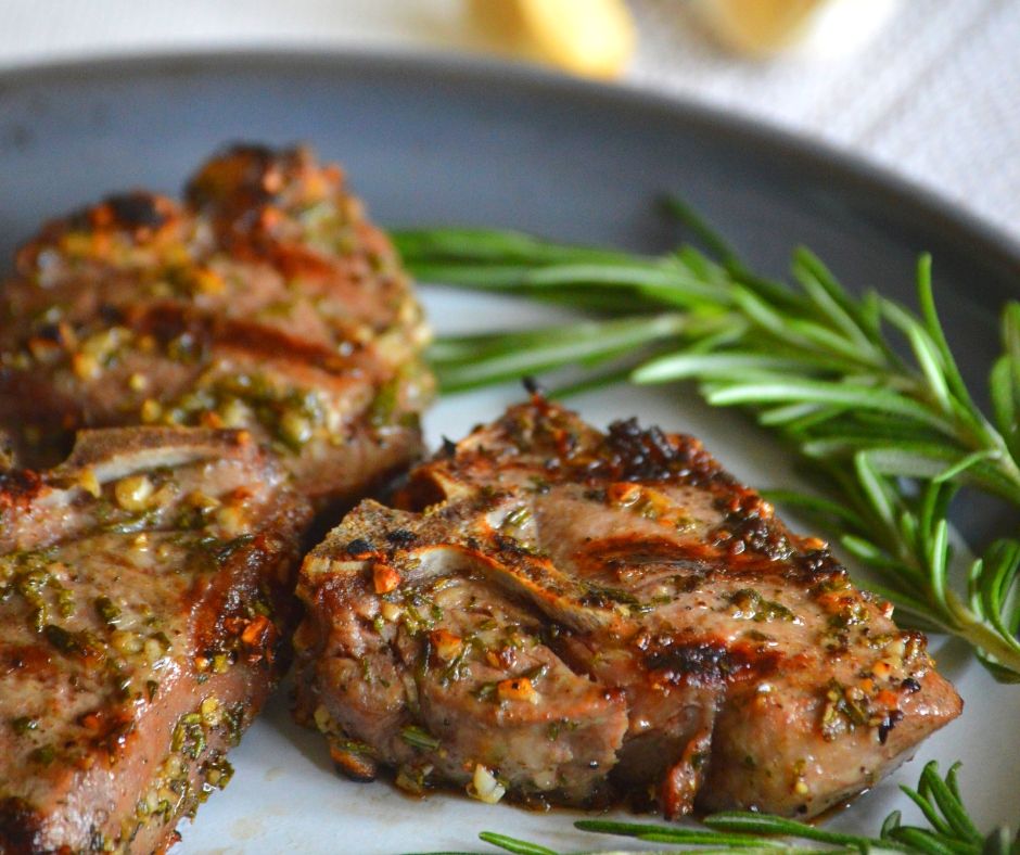 Garlic Herb Lamb Chops - Home Cooks Classroom