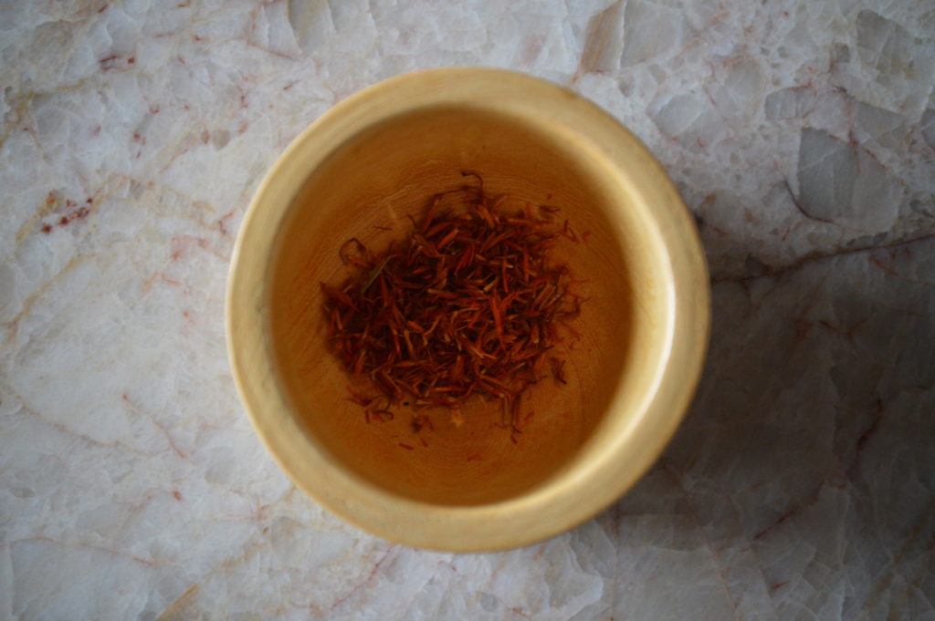 the saffron before grinding