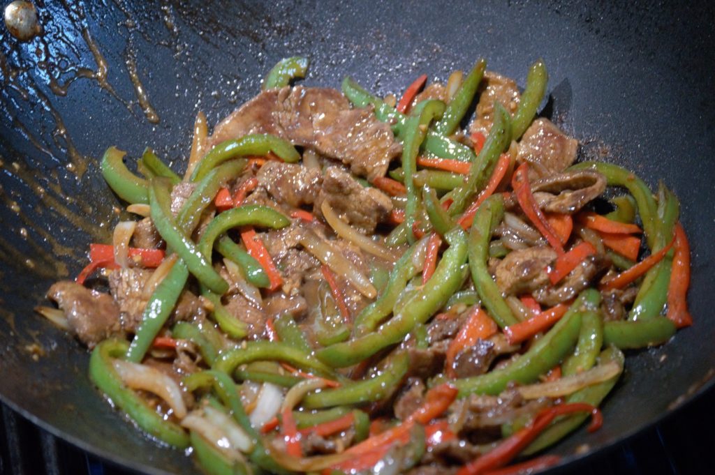 finishing off the bell peppers & beef