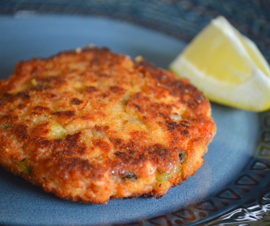 the finished salmon cakes