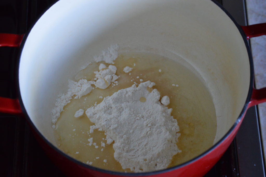 flour and oil in a pot