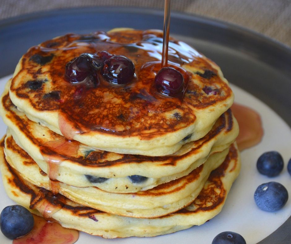 the finished blueberry pancakes