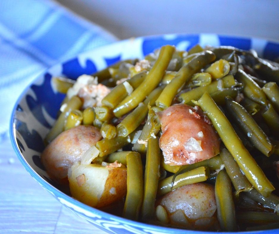 the finished southern style green beans