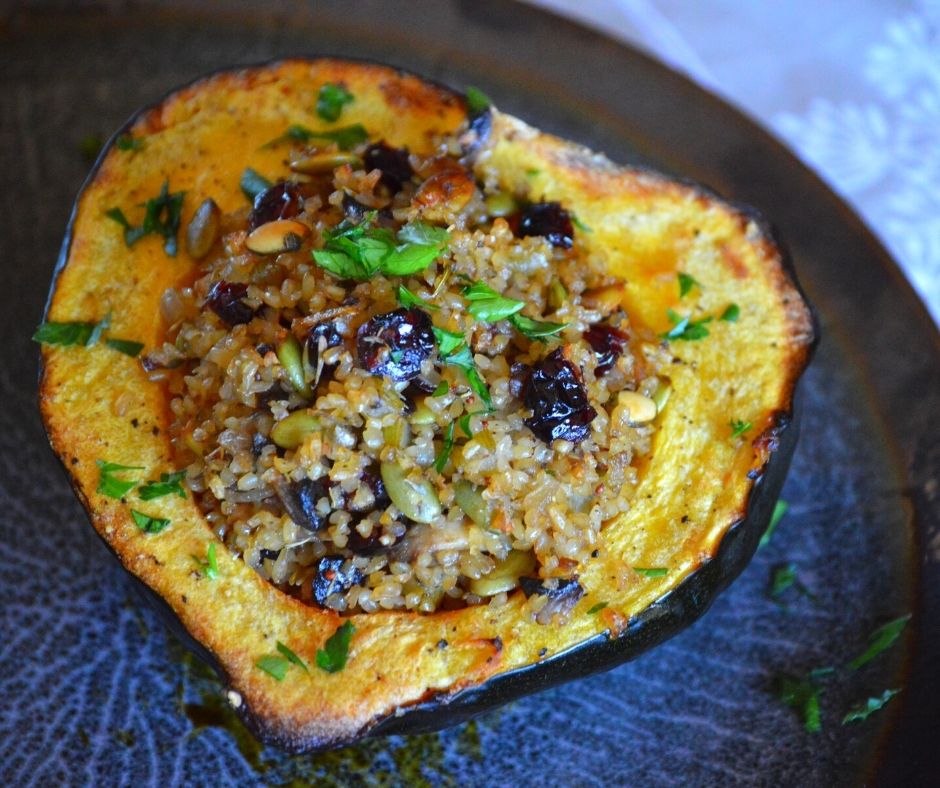 Stuffed Acorn Squash (Vegan) - Home Cooks Classroom