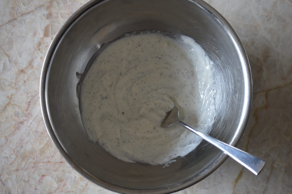 the yogurt sauce is made