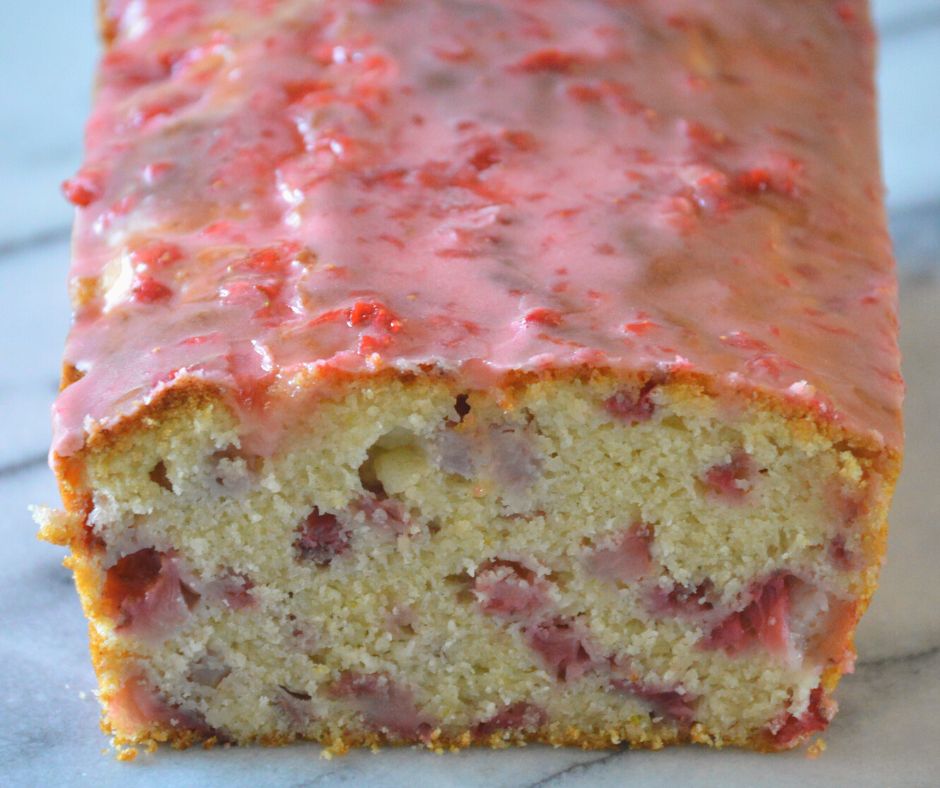 the finished strawberry bread